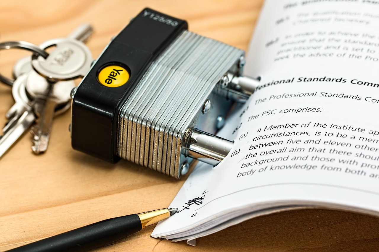 Binding contract, contract, secure — How Split Payments Can Help Manage Large Supplier Invoices